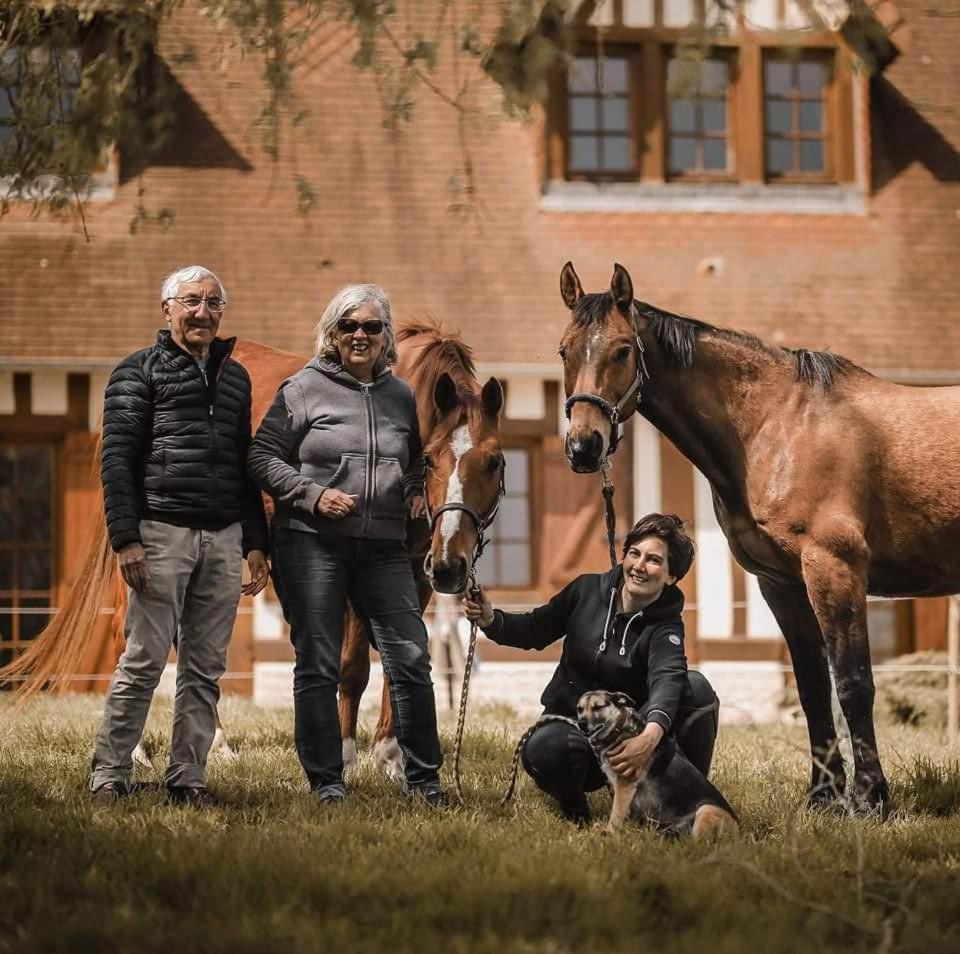 Relais Equestre Du Miloir - Chambres D'Hotes Saint-Desir Bagian luar foto